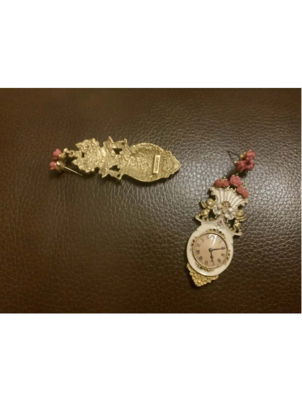 Jewlery Atelier antique vtg